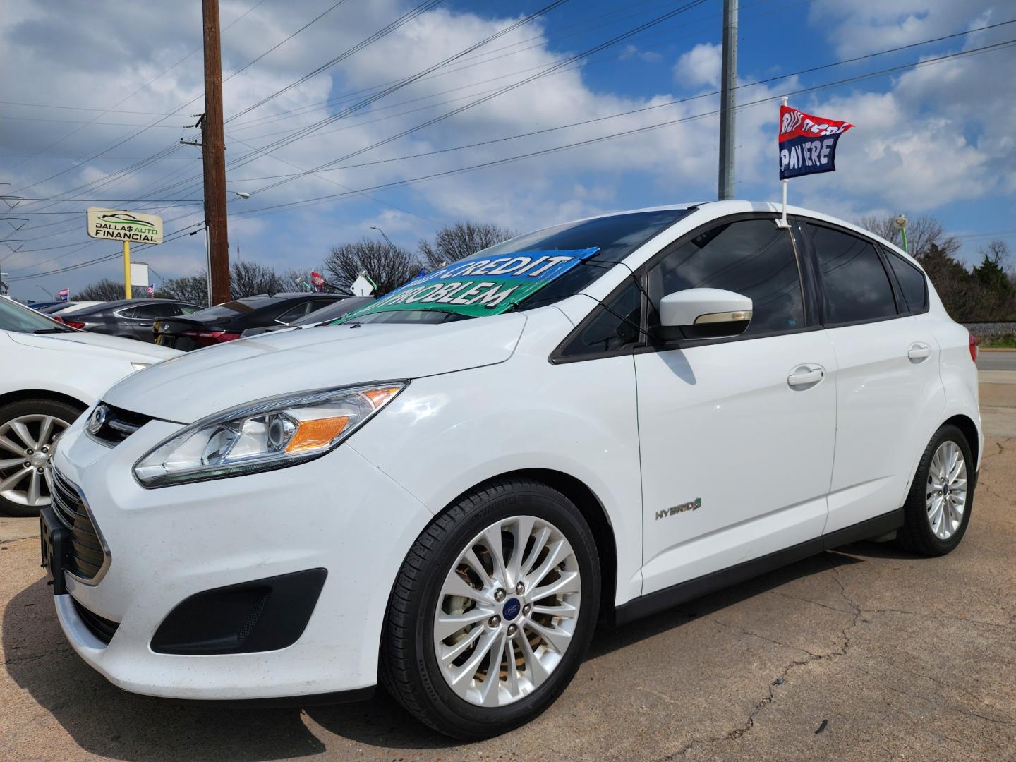 2017 WHITE Ford C-Max Hybrid SE (1FADP5AU2HL) with an 2.0L L4 DOHC 16V HYBRID engine, CVT transmission, located at 2660 S.Garland Avenue, Garland, TX, 75041, (469) 298-3118, 32.885551, -96.655602 - Photo#7